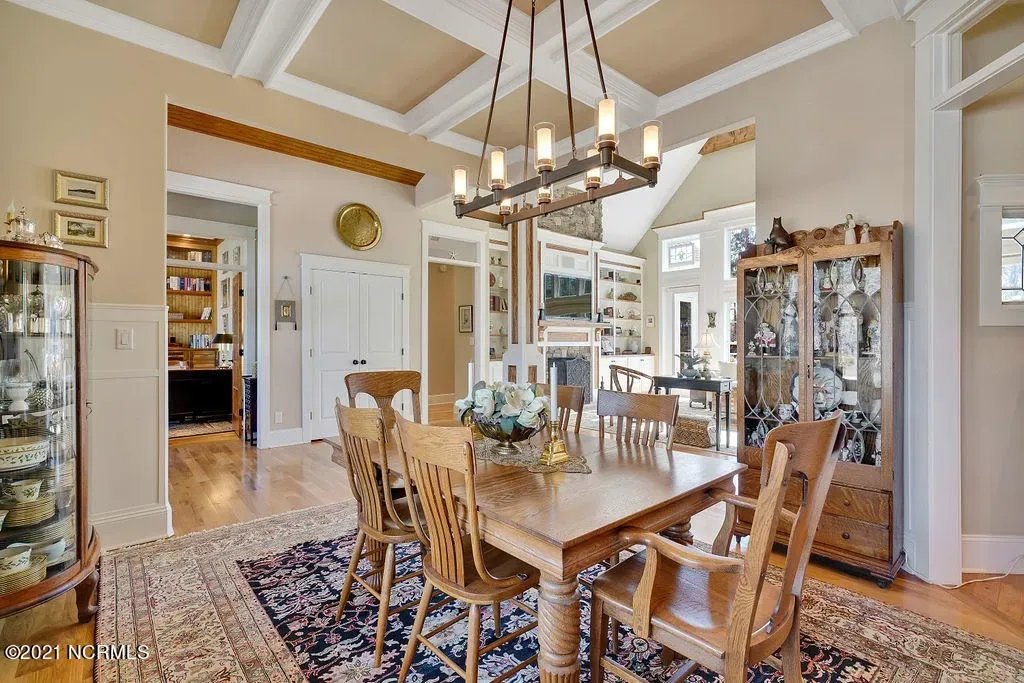 e9573b52a6743ac35a0fa4f7d6df05ddl-m3427885697rd-w1280_h960