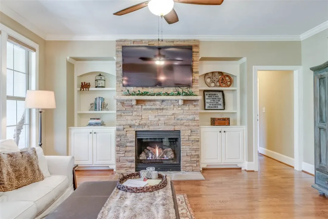 MODERN CRAFTSMAN (6)