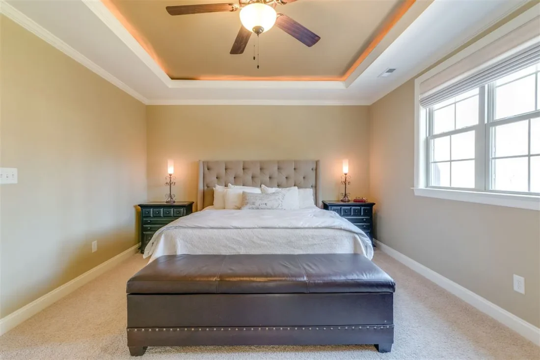 MODERN CRAFTSMAN (13)