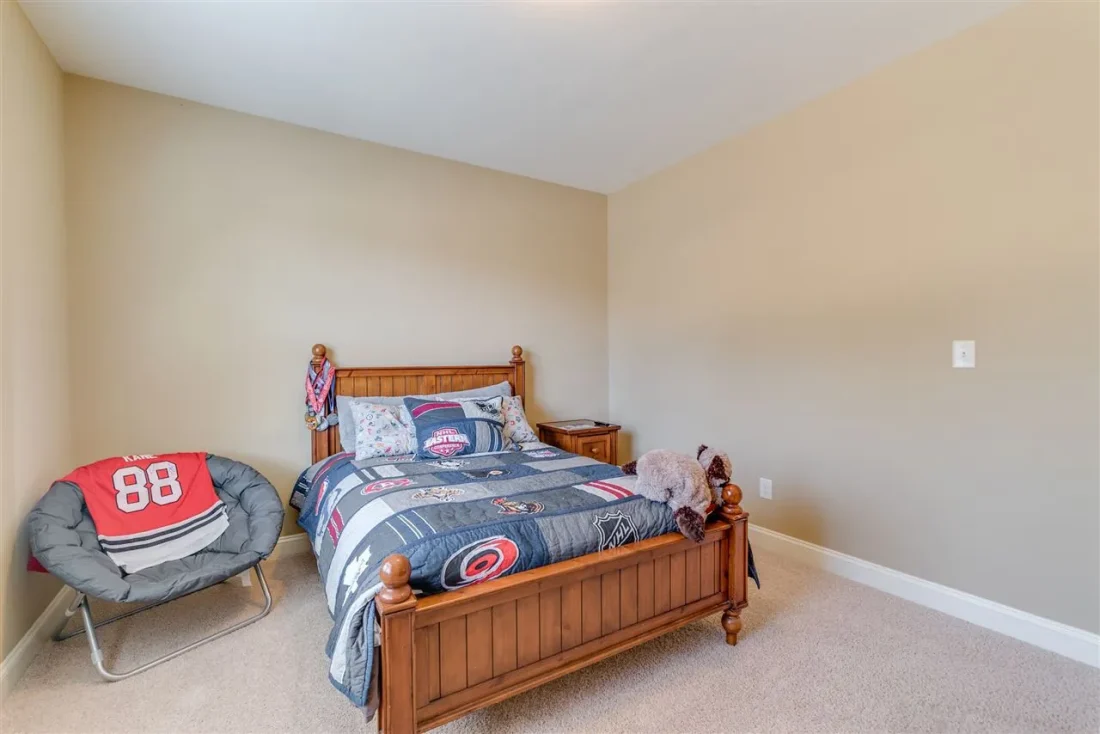 MODERN CRAFTSMAN (20)