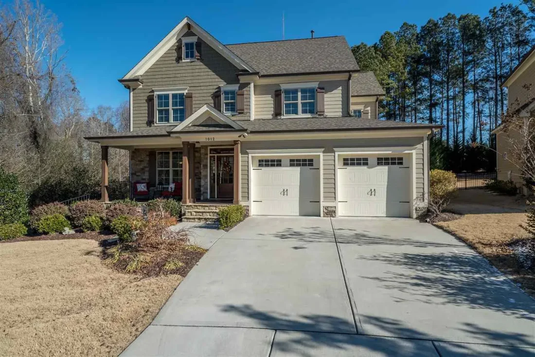 MODERN CRAFTSMAN (25)