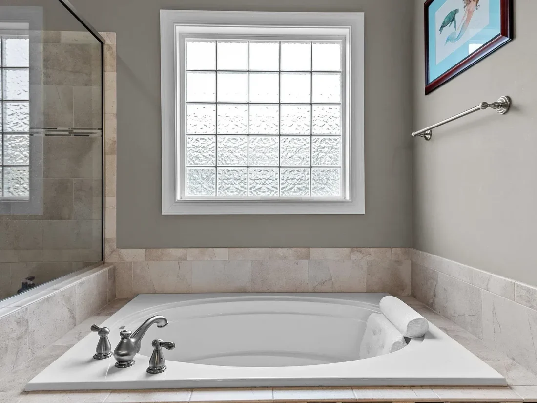 MODERN CRAFTSMAN (17)