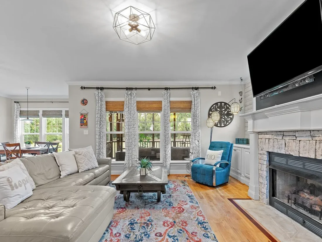 MODERN CRAFTSMAN (33)