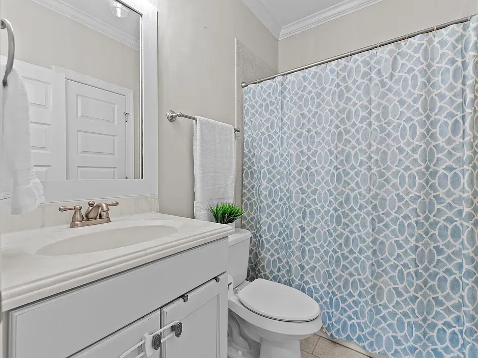 MODERN CRAFTSMAN (37)