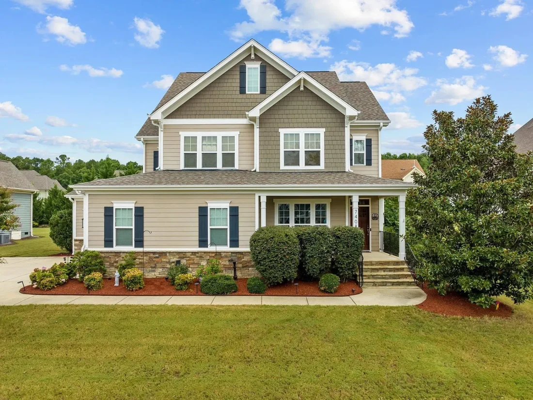 MODERN CRAFTSMAN (55)