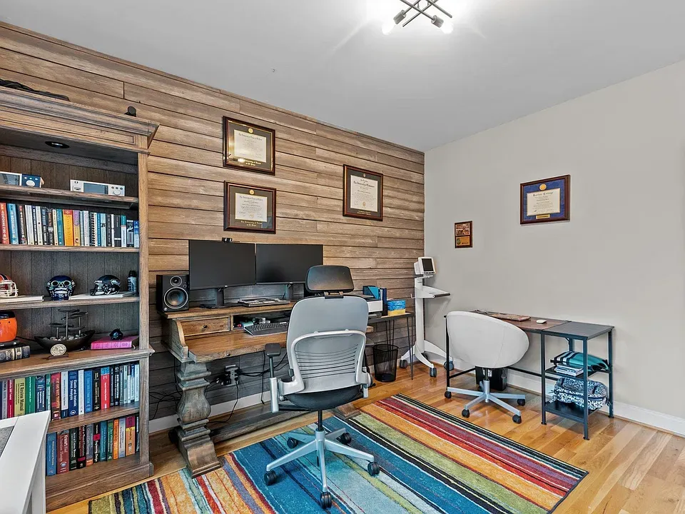 MODERN CRAFTSMAN (58)