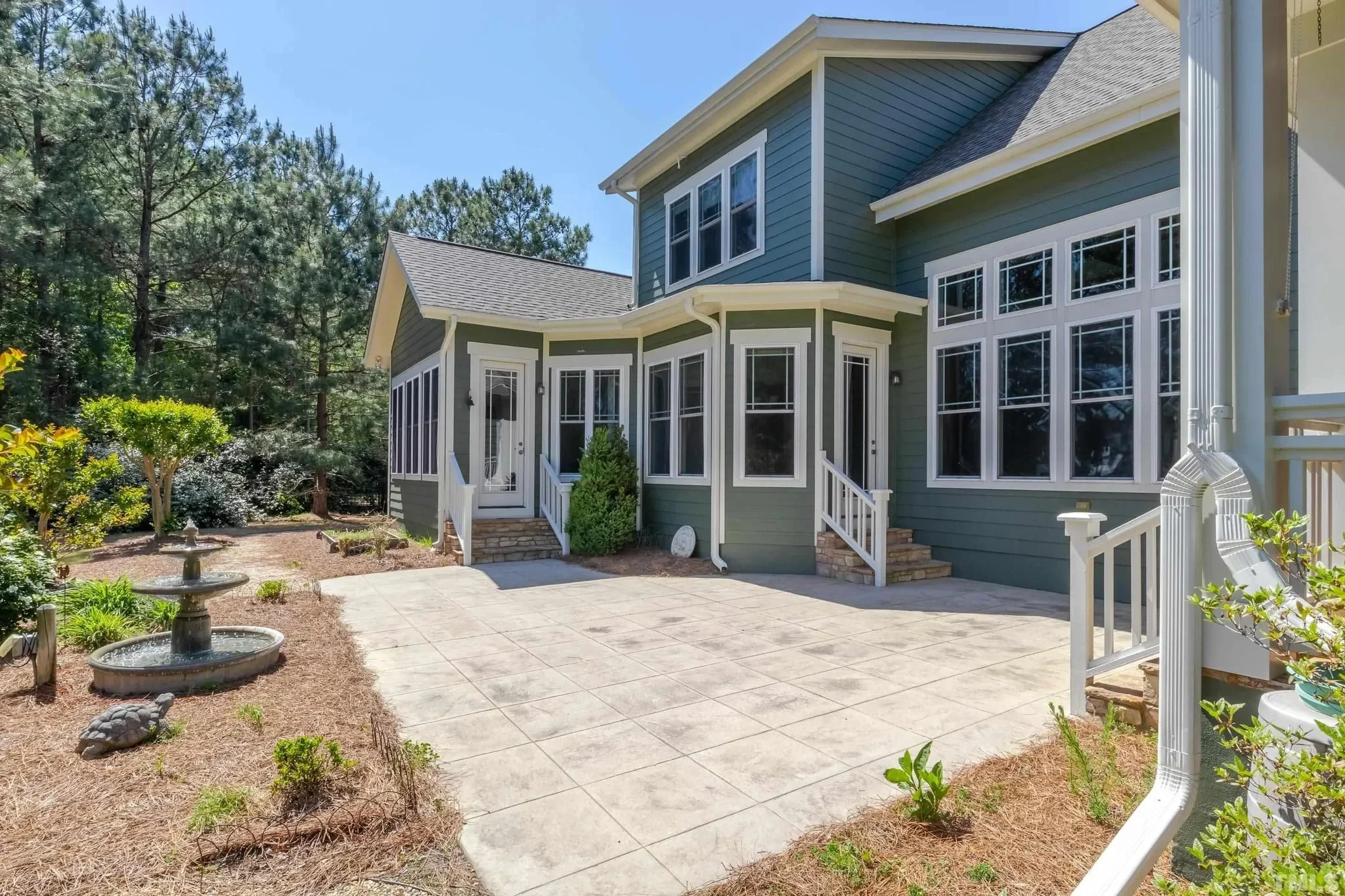 Spacious 1.5-Story Craftsman House Plan with Open Floor Layout