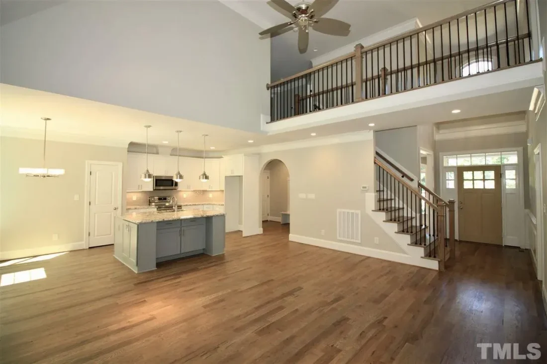 imageye___-_79b023d644b14aefa3883a6f1c559c2bl-m5rd-w1280_h960