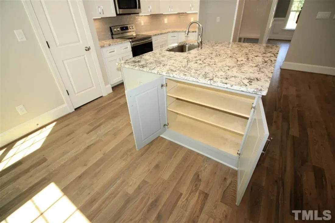 imageye___-_79b023d644b14aefa3883a6f1c559c2bl-m12rd-w1280_h960