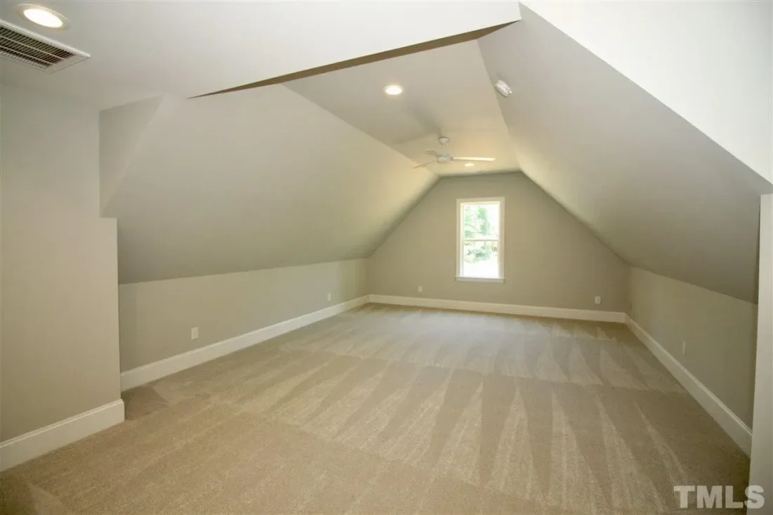 imageye___-_79b023d644b14aefa3883a6f1c559c2bl-m19rd-w1280_h960