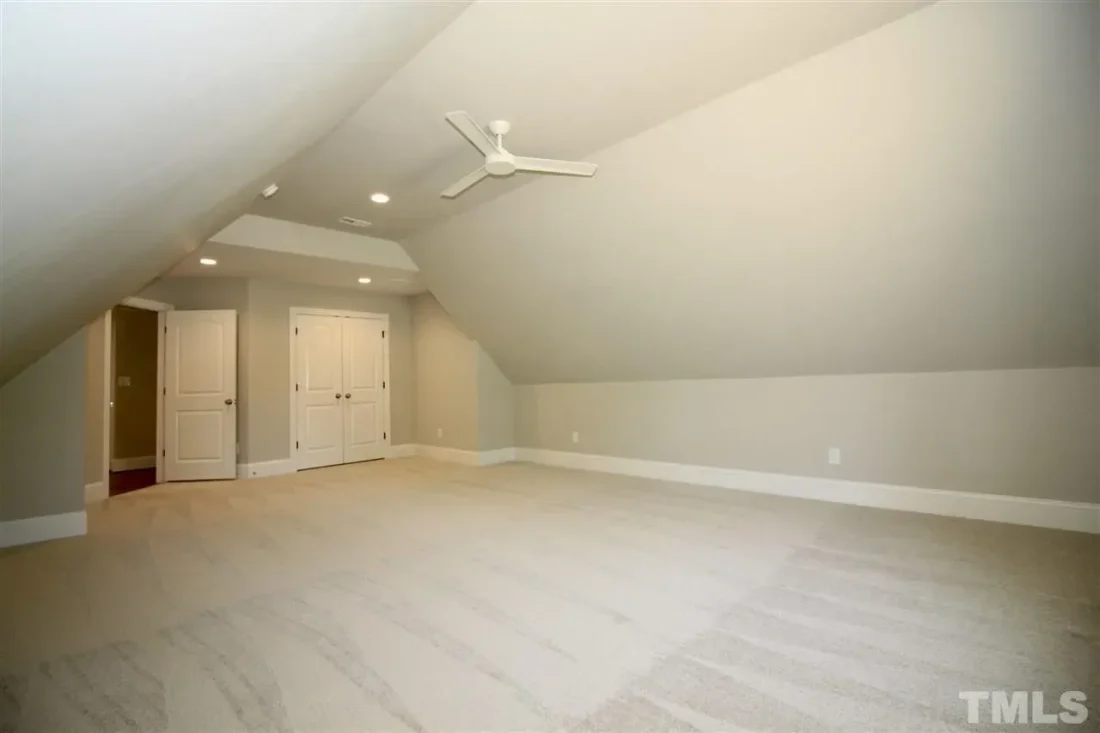 imageye___-_79b023d644b14aefa3883a6f1c559c2bl-m20rd-w1280_h960