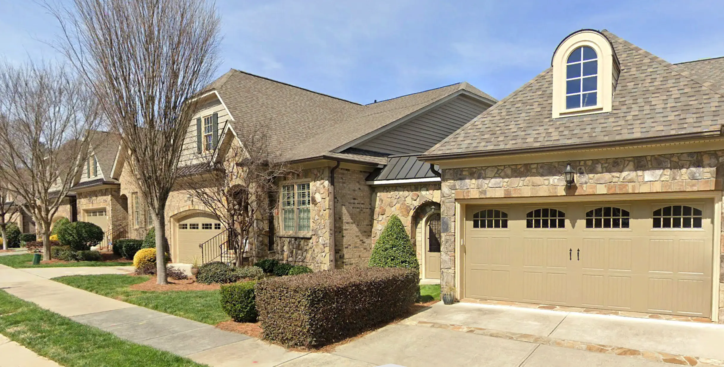 TOWNHOUSES2