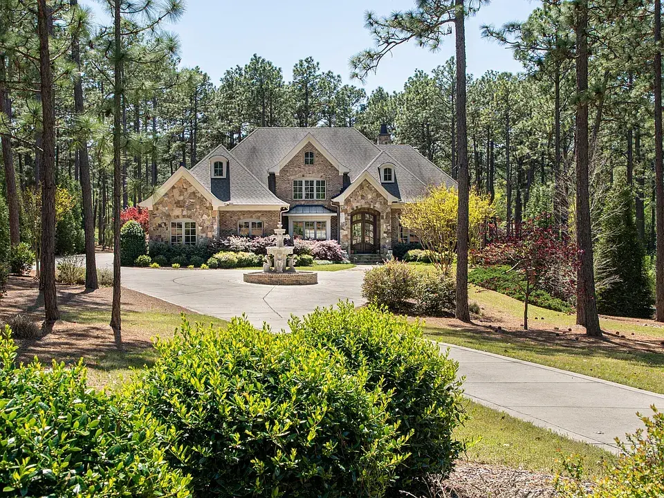 ff826af506a4f59b3627dc20182c845e-cc_ft_960