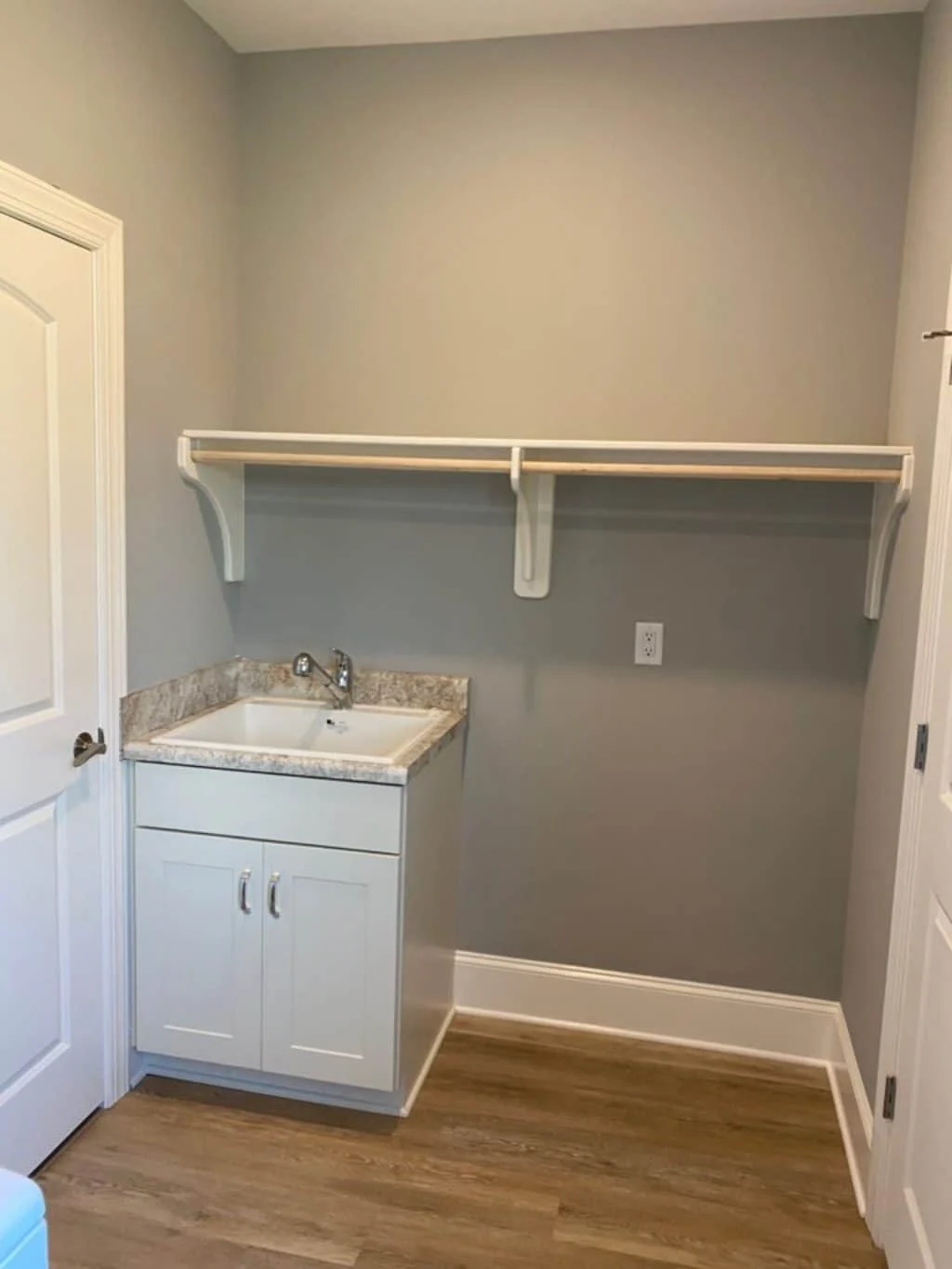 19-2168 HOUSE PLAN - Coastal Home Plan - 3-Bed, 2-Bath, 2,591 SF 17 Charming house Plan with Coastal and Craftsman Designs