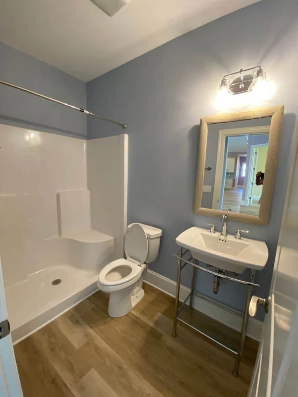 19-2168 HOUSE PLAN - Coastal Home Plan - 3-Bed, 2-Bath, 2,591 SF 13 Charming house Plan with Coastal and Craftsman Designs