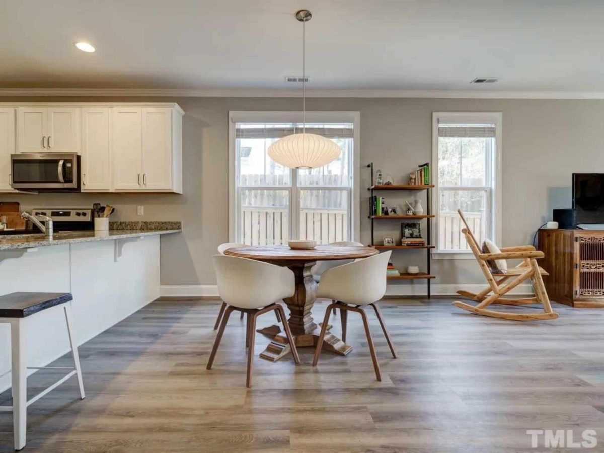 Beautiful Craftsman house Plan with Spacious Floor Design