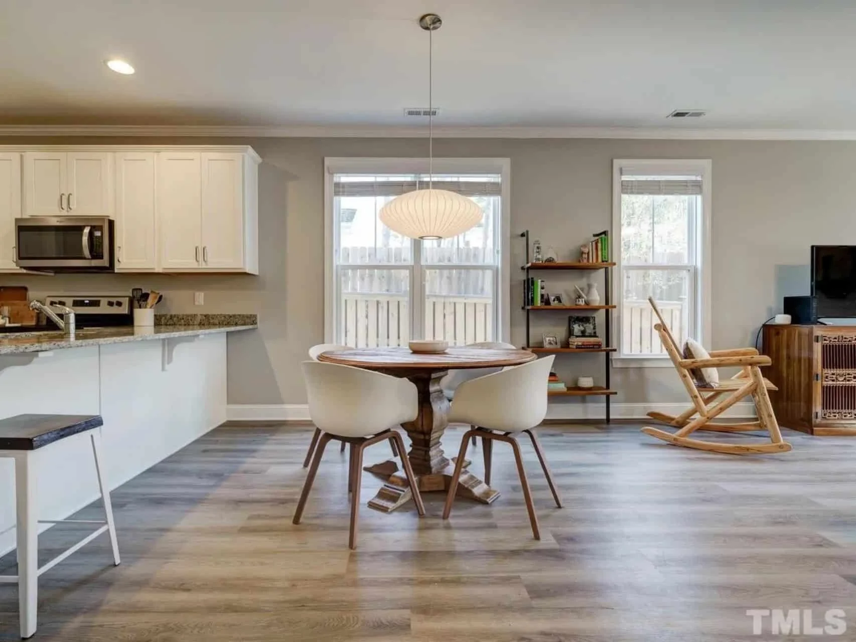 Beautiful Craftsman house Plan with Spacious Floor Design