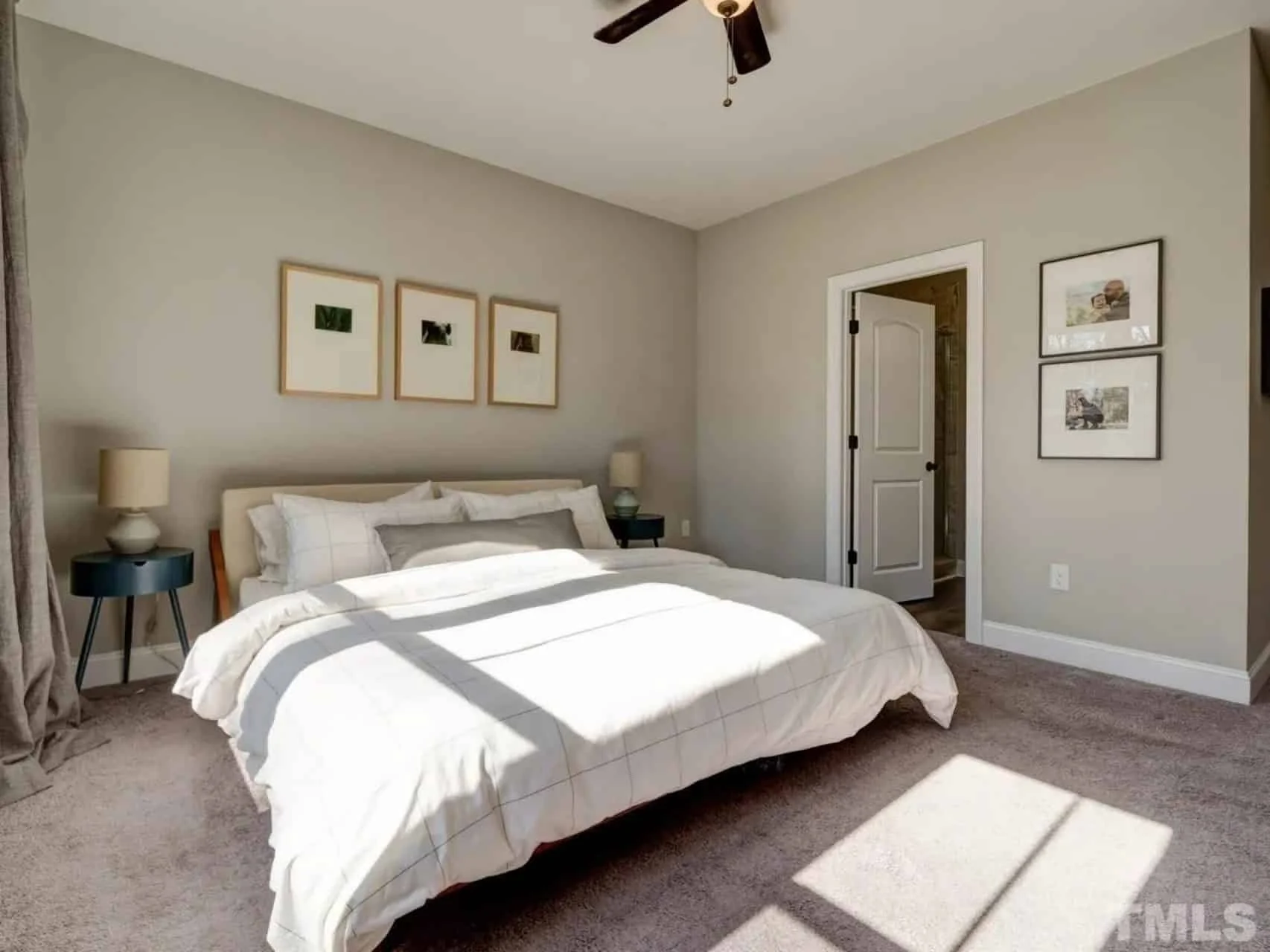 Beautiful Craftsman house Plan with Spacious Floor Design