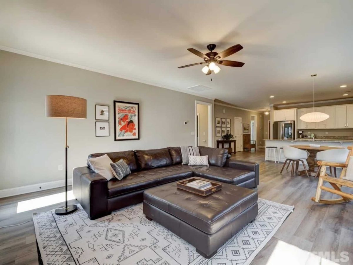 Beautiful Craftsman house Plan with Spacious Floor Design