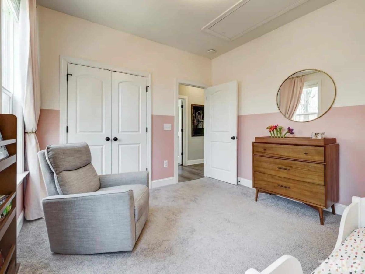 Beautiful Craftsman house Plan with Spacious Floor Design