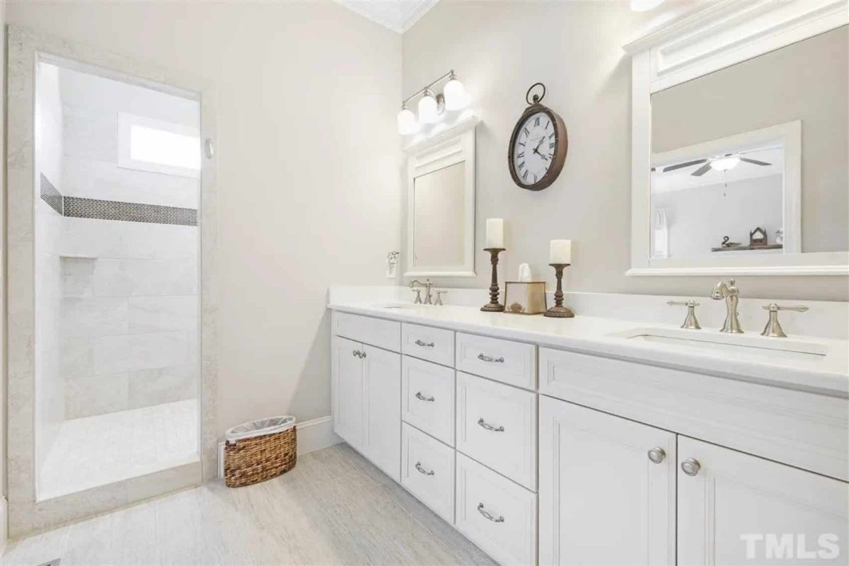 Spacious 3-Bedroom house Plan with Blueprint and CAD Designs