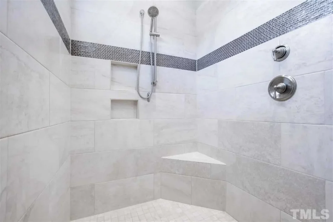 Spacious 3-Bedroom house Plan with Blueprint and CAD Designs