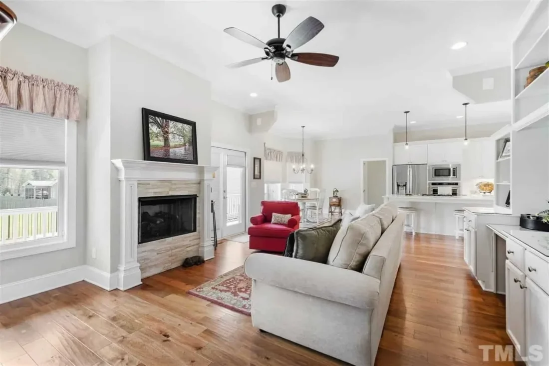 Spacious 3-Bedroom house Plan with Blueprint and CAD Designs