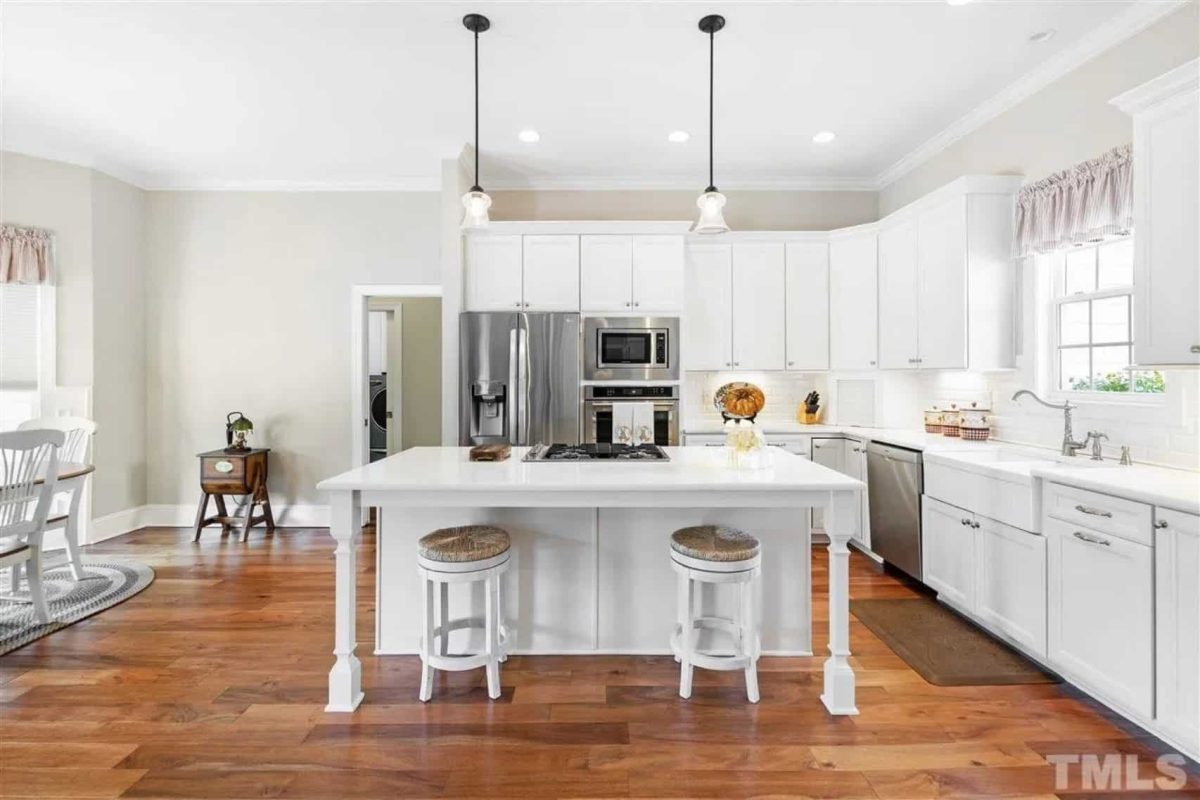 Spacious 3-Bedroom house Plan with Blueprint and CAD Designs