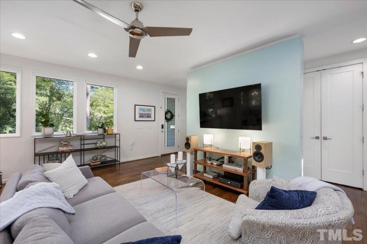 Modern Craftsman house Plan: Floor Plan, Blueprint, CAD Designs