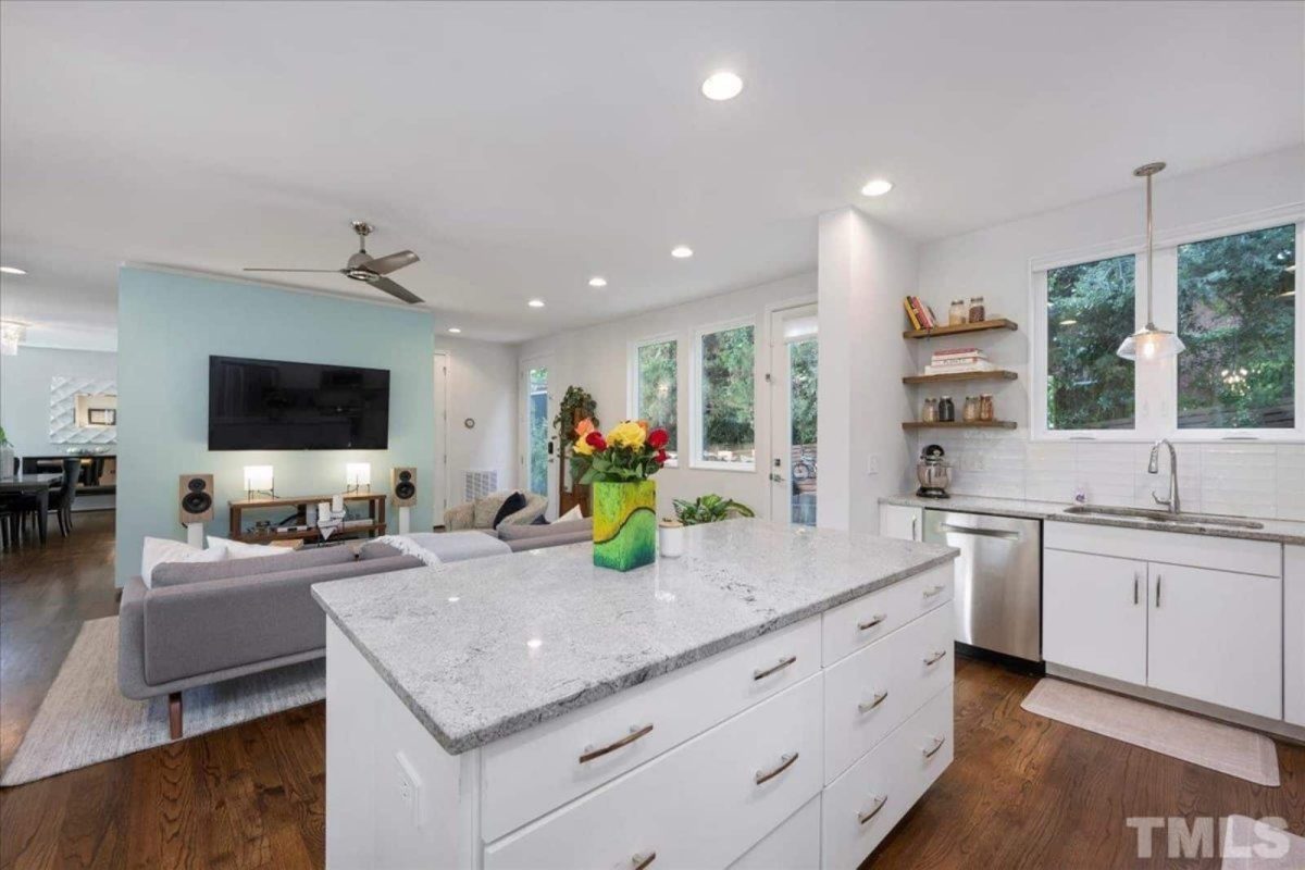 Modern Craftsman house Plan: Floor Plan, Blueprint, CAD Designs