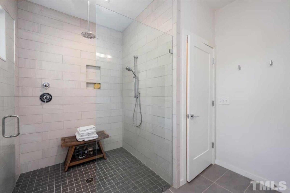 Modern Craftsman house Plan: Floor Plan, Blueprint, CAD Designs