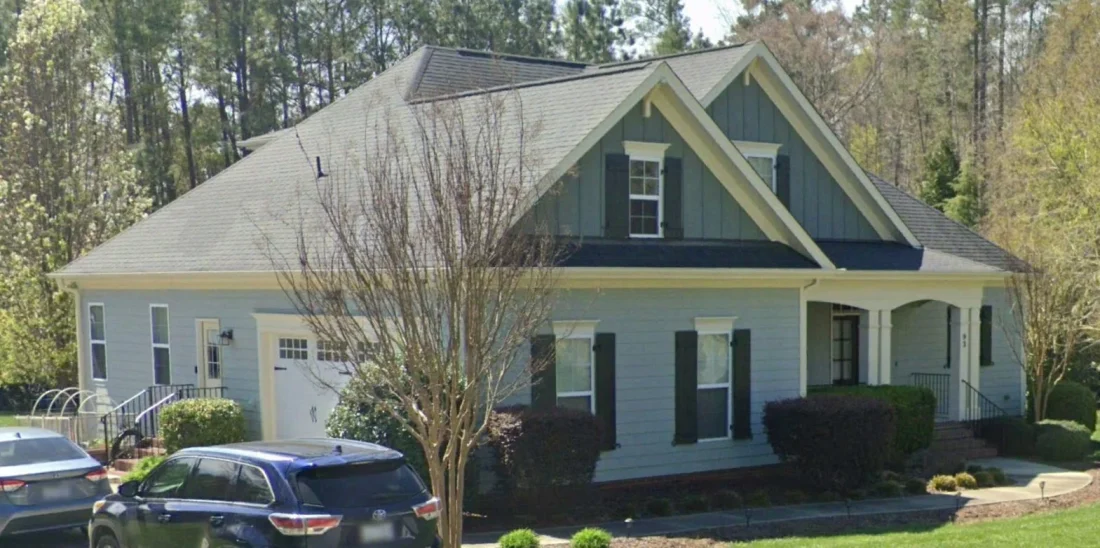 Craftsman house Plan with 3 Bedrooms and Spacious Floor Design