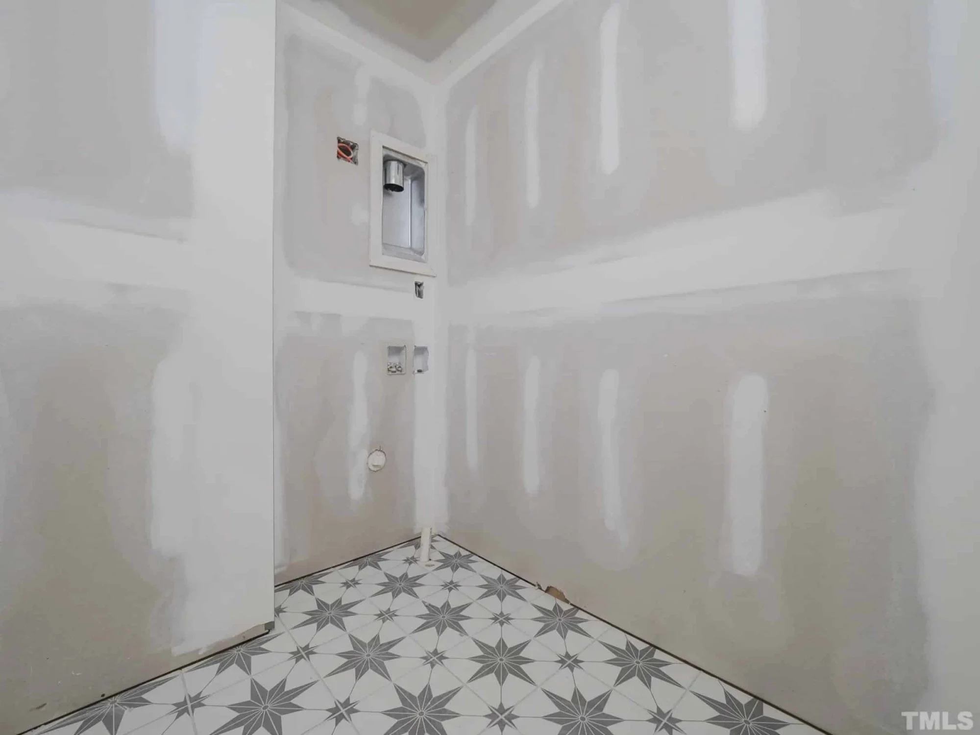 Modern Craftsman house Plan with 3 Floors and Rooftop Terrace