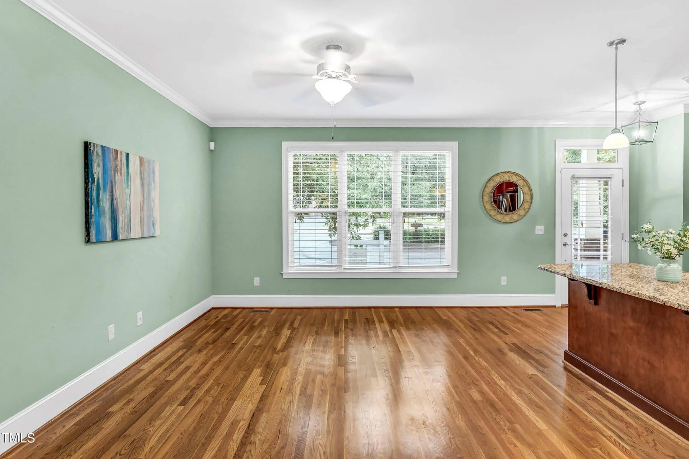 Modern 2-Bedroom Townhome Blueprint with Open Plan Design