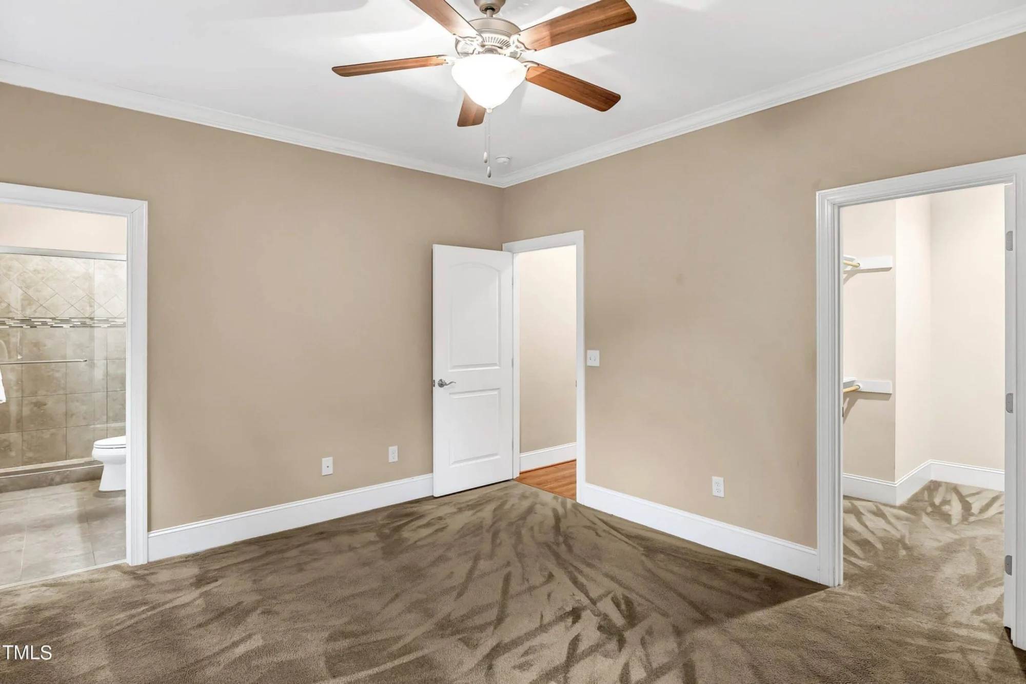 Modern 2-Bedroom Townhome Blueprint with Open Plan Design