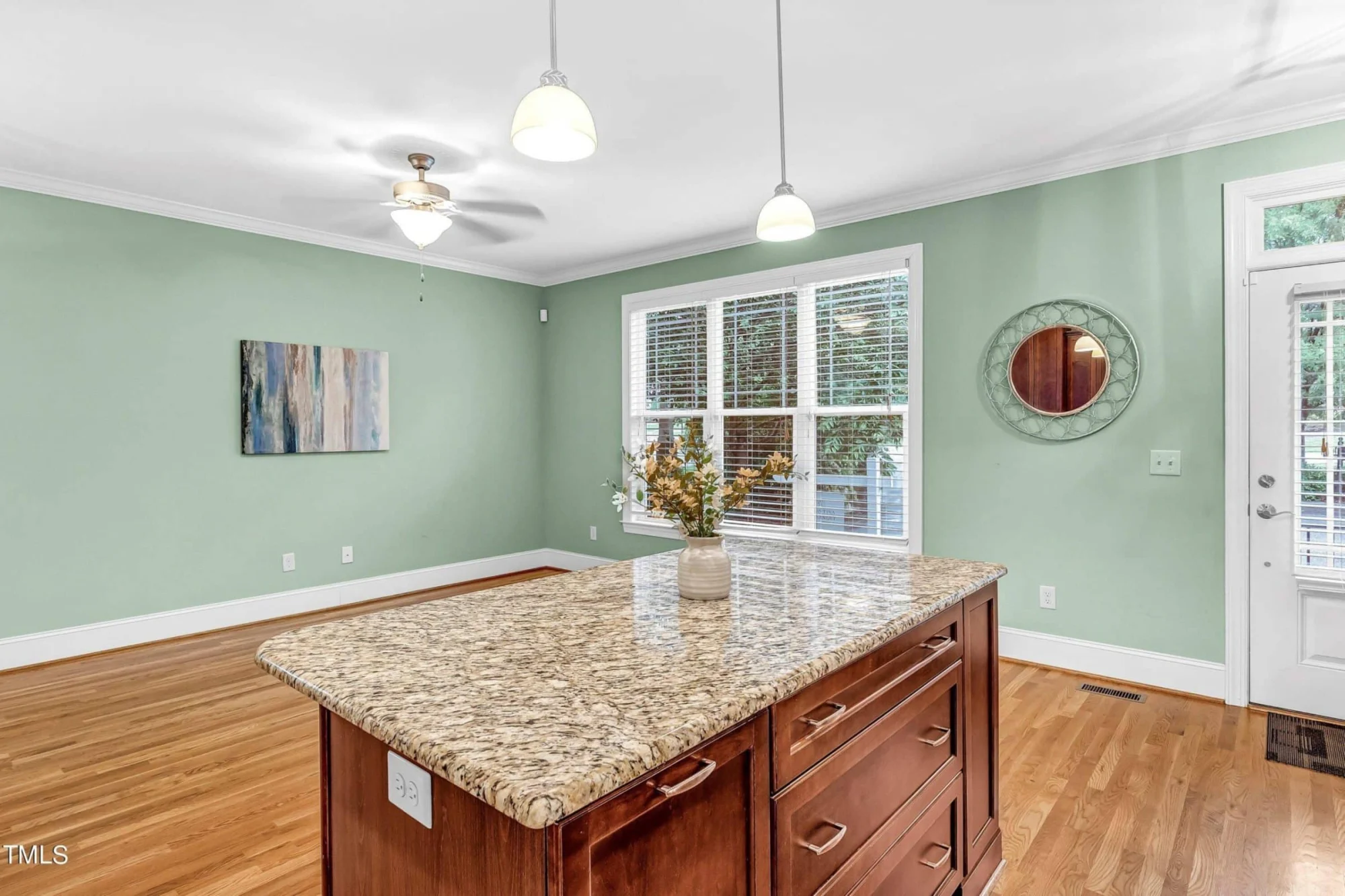 Modern 2-Bedroom Townhome Blueprint with Open Plan Design