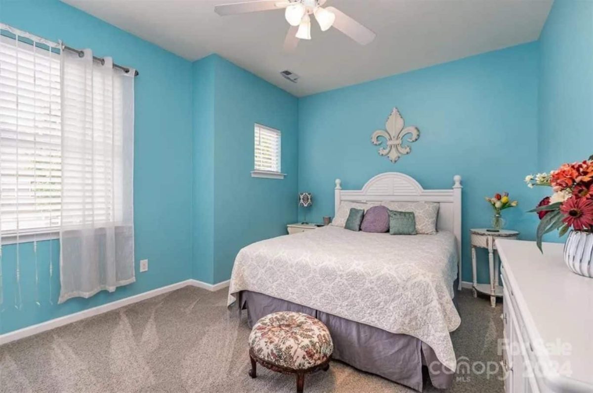 Stylish 2-Bedroom Townhome Floor Plan with CAD Blueprint Design