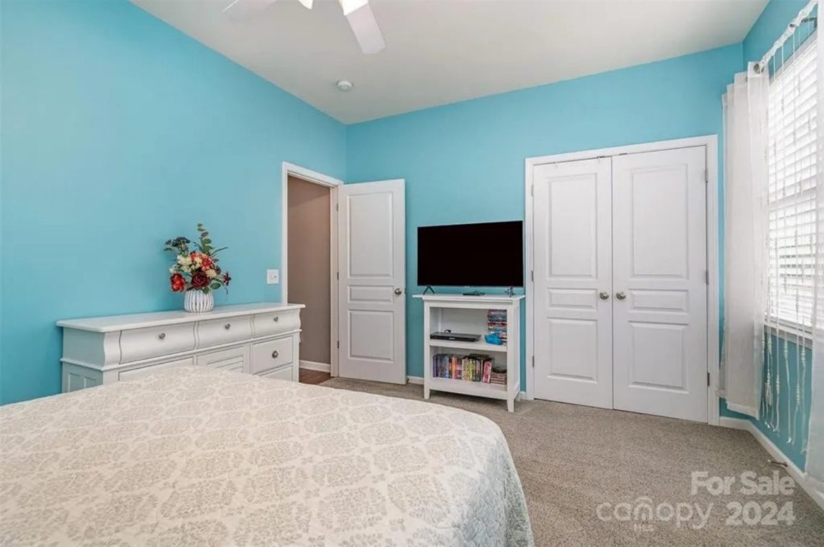 Stylish 2-Bedroom Townhome Floor Plan with CAD Blueprint Design