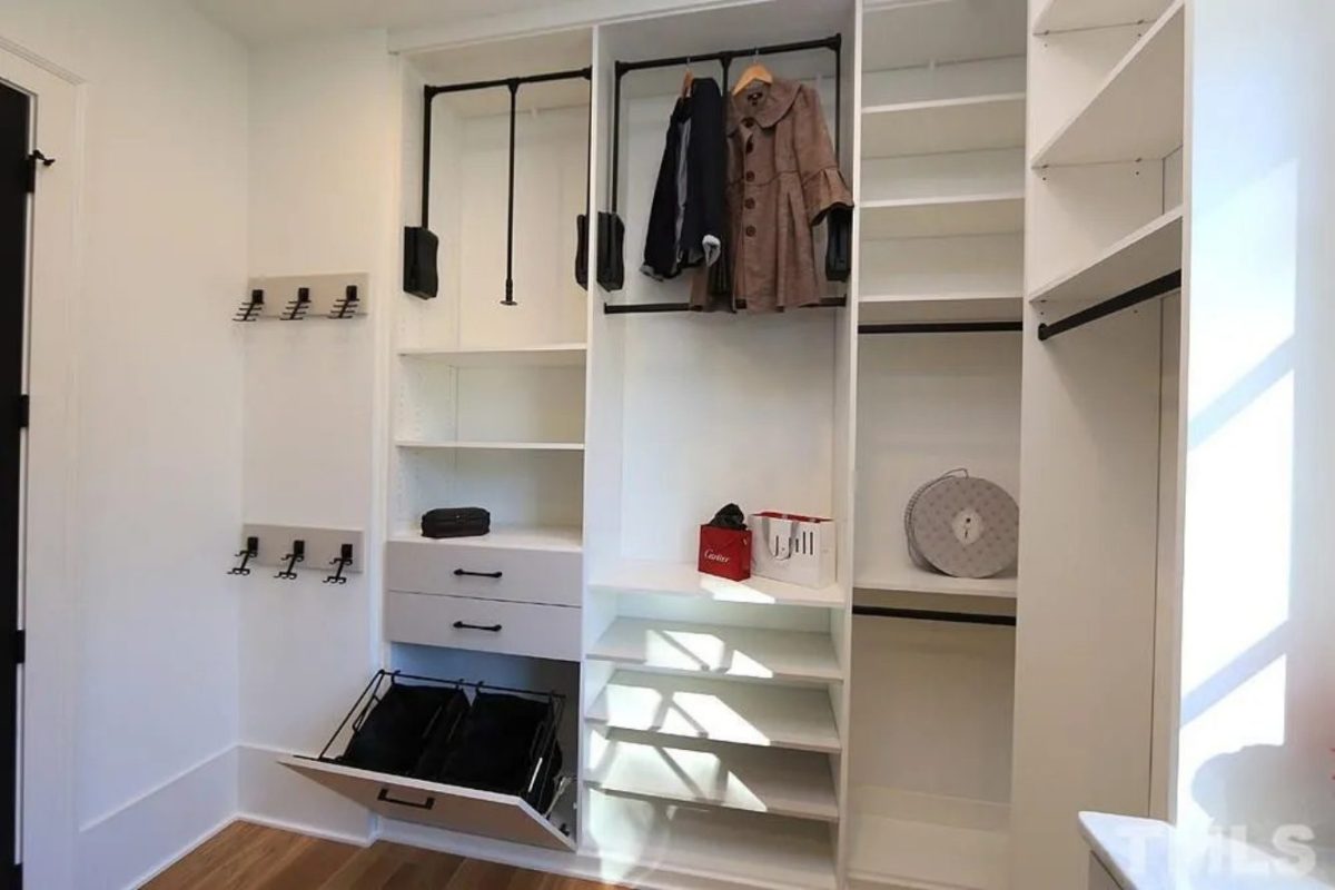 Luxurious house Plan with Floor Plans, CAD Blueprints, and Designs