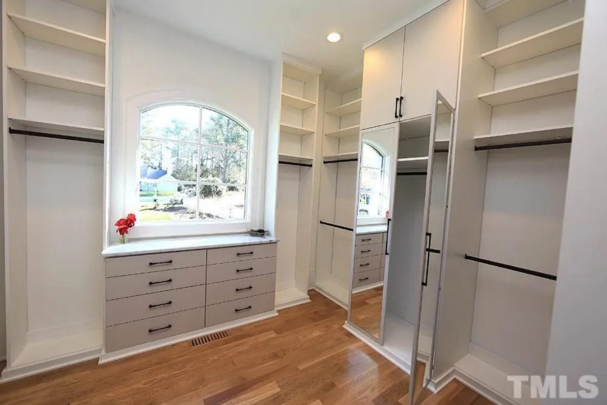 Luxurious house Plan with Floor Plans, CAD Blueprints, and Designs