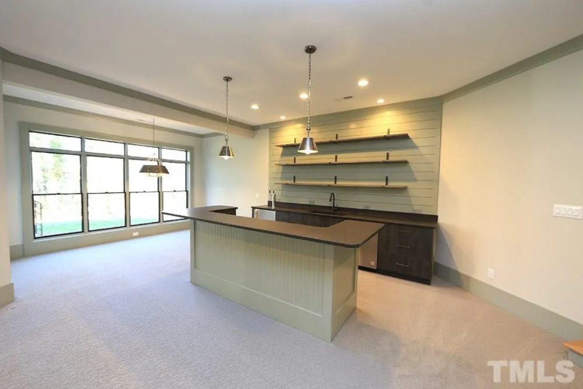 Luxurious house Plan with Floor Plans, CAD Blueprints, and Designs