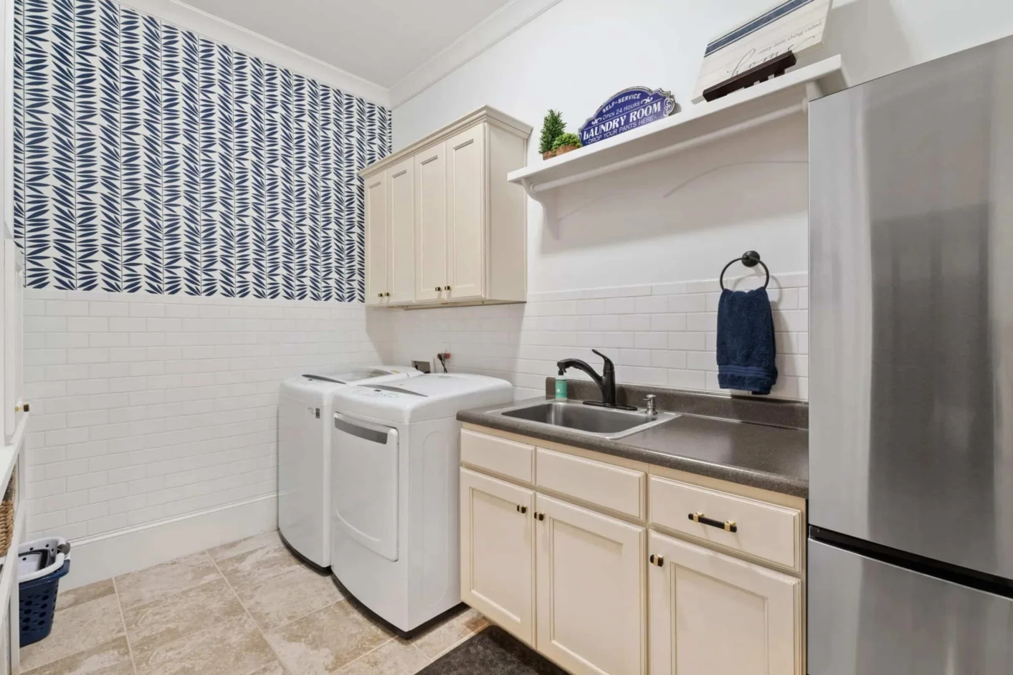 Elegant 2.5-Story house Blueprint with CAD Designs & Floor Plans