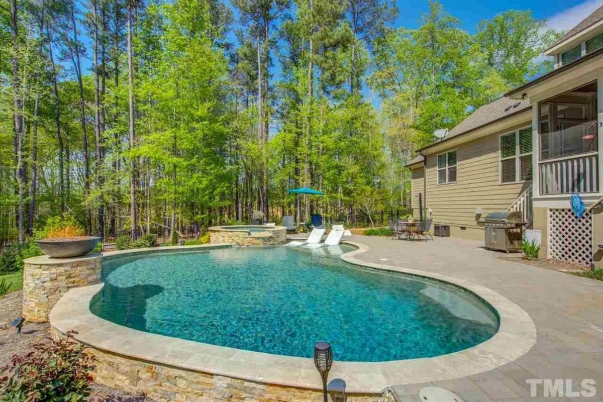 Craftsman house Plan with 2-Story Design and Spacious Blueprint