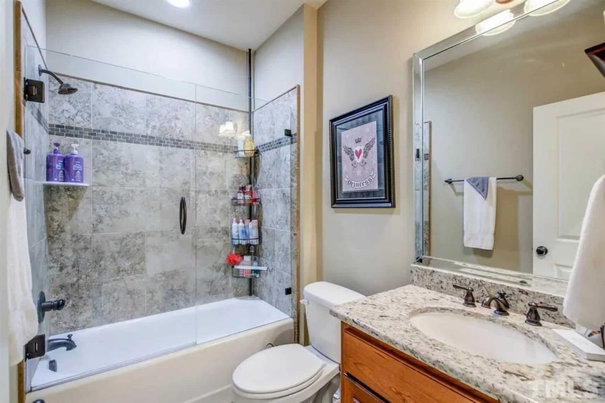 Craftsman house Plan with 2-Story Design and Spacious Blueprint