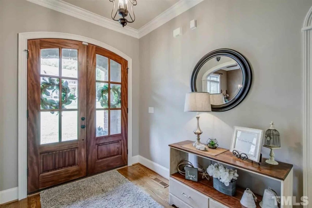 Craftsman house Plan with 2-Story Design and Spacious Blueprint