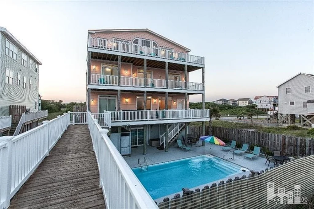 Coastal house Floor Plan with 7+ Bedrooms and CAD Designs