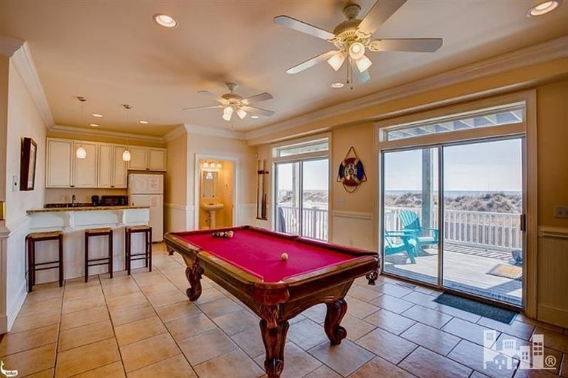 Coastal house Floor Plan with 7+ Bedrooms and CAD Designs