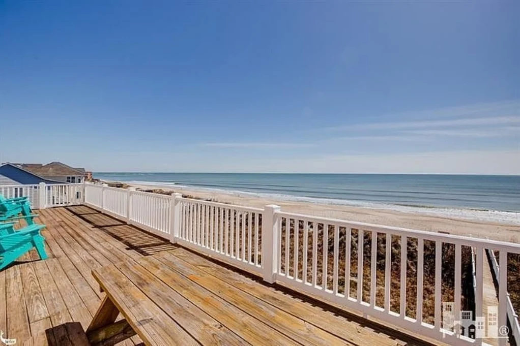 Coastal house Floor Plan with 7+ Bedrooms and CAD Designs