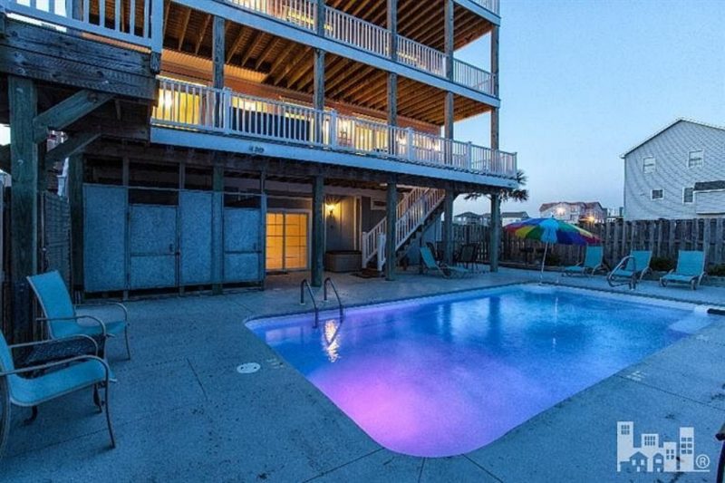 Coastal house Floor Plan with 7+ Bedrooms and CAD Designs