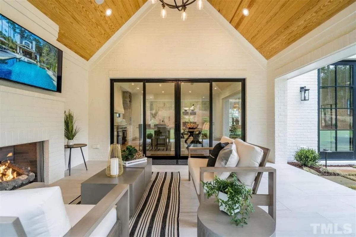 Luxury 3-Story Modern Floor Plan with 5 Bedrooms and CAD Designs